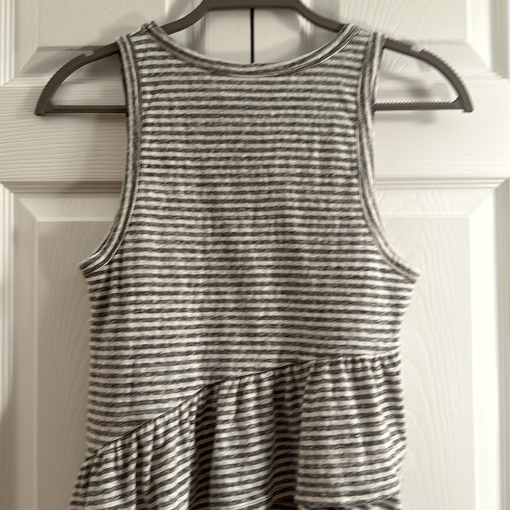Abercrombie & Fitch Flowy Tank Top Size Small Gray & White - Picture 6 of 8